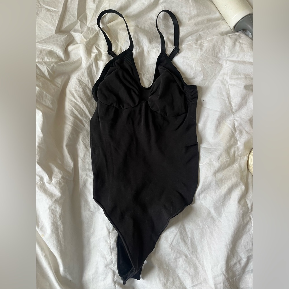 Skims Sculpting Thong Bodysuit